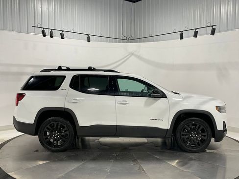 Used 2022 GMC Acadia SLT w/ Elevation Edition image 8