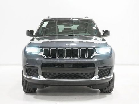 Used 2025 Jeep Grand Cherokee L Laredo AWD/4WD image 6