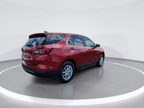 Used 2024 Chevrolet Equinox LT w/ LPO, Floor Liner Package FWD image 8