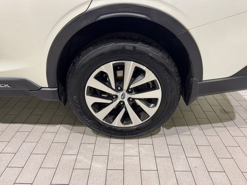 Used 2021 Subaru Outback Premium image 26