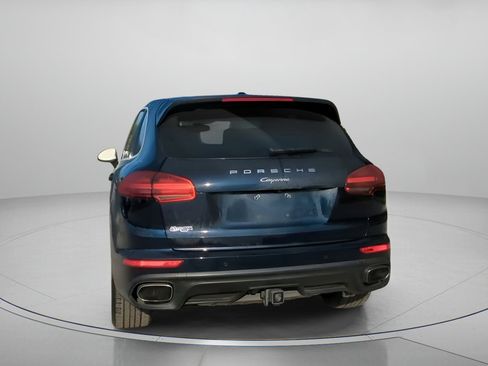 Used 2016 Porsche Cayenne AWD/4WD image 23