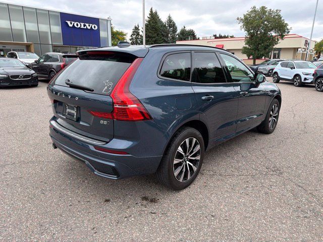 Used 2024 Volvo XC60 B5 Plus w/ Protection Package Premier AWD/4WD image 4