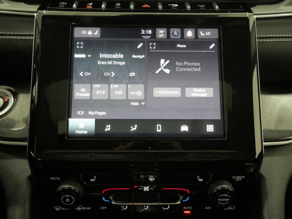 Used 2022 Jeep Grand Cherokee L Laredo w/ Luxury Tech Group I AWD/4WD image 22