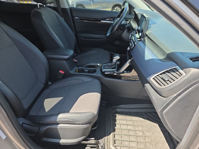 Used 2023 Kia Seltos S FWD image 33