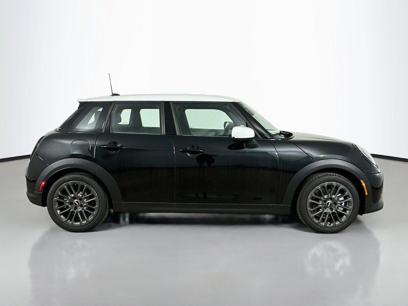 New 2026 MINI Cooper S FWD image 4