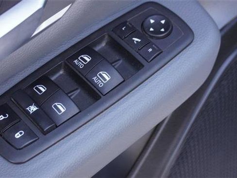 Certified 2022 RAM 1500 Big Horn image 20