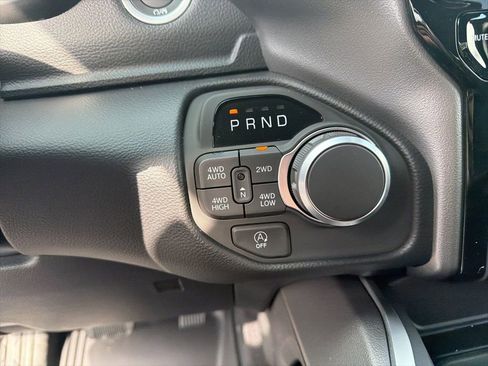 New 2026 RAM 1500 4x4 Crew Cab image 23
