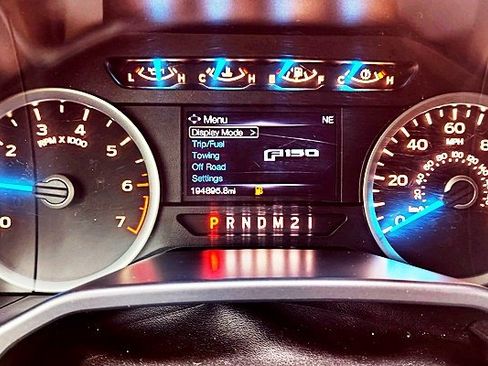 Used 2017 Ford F150 XLT w/ Equipment Group 302A Luxury RWD image 18