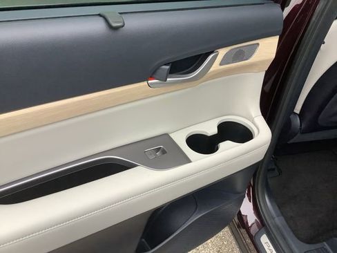 Used 2024 Hyundai Palisade Limited image 18