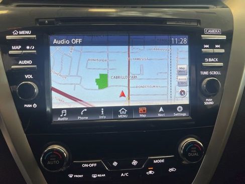 Used 2017 Nissan Murano SV image 23