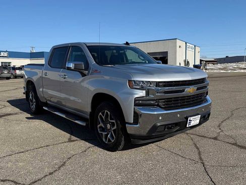 Used 2019 Chevrolet Silverado 1500 LT w/ All-Star Edition image 2