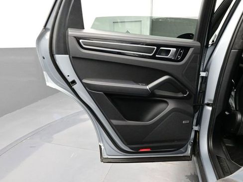 Certified 2021 Porsche Cayenne GTS w/ Premium Package Plus AWD/4WD image 13