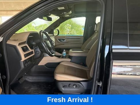 Used 2023 Chevrolet Tahoe Premier AWD/4WD image 2