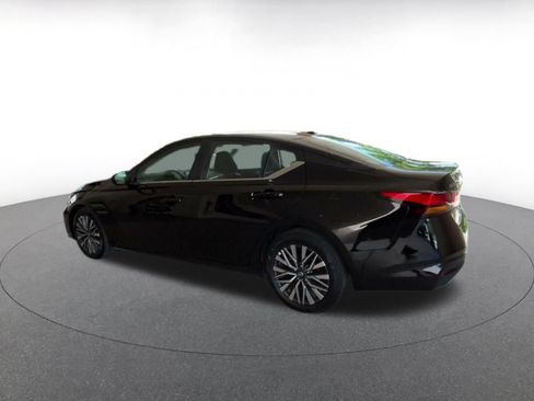 Used 2026 Nissan Altima 2.5 SV FWD image 9