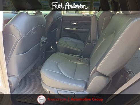 Certified 2024 Toyota Grand Highlander AWD Hybrid image 7