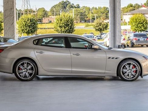 Used 2018 Maserati Quattroporte S GranLusso RWD image 58