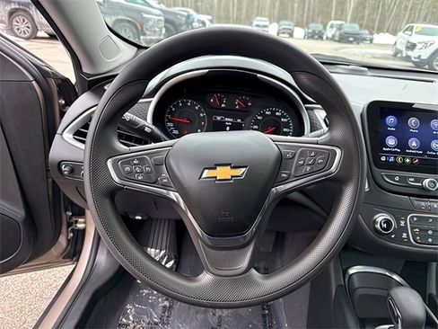 Used 2023 Chevrolet Malibu LT image 25