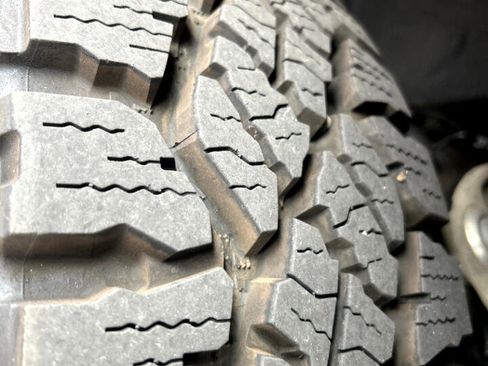 Used 2021 Chevrolet Silverado 1500 LT image 6