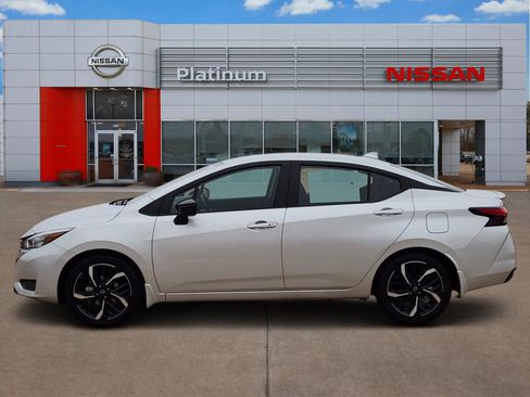 New 2025 Nissan Versa SR image 3