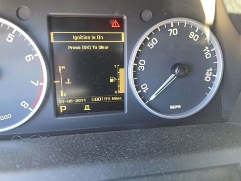 Used 2012 Land Rover LR4 AWD/4WD image 18