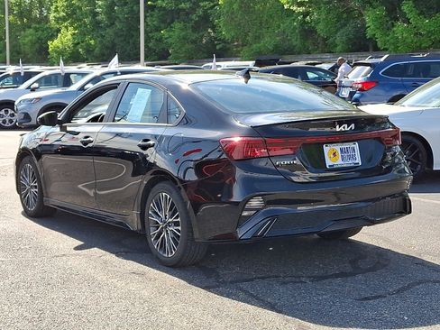 Used 2022 Kia Forte GT-Line w/ GT-Line Premium Package FWD image 3
