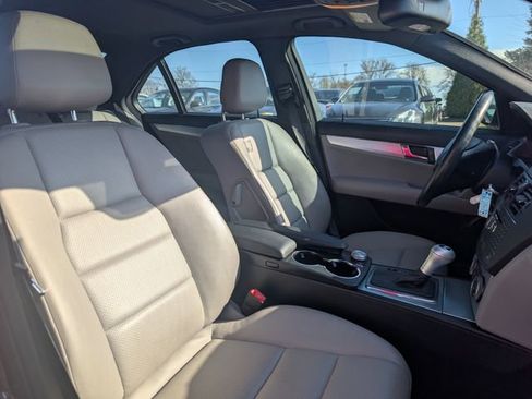 Used 2008 Mercedes-Benz C 300 4MATIC Sedan image 20