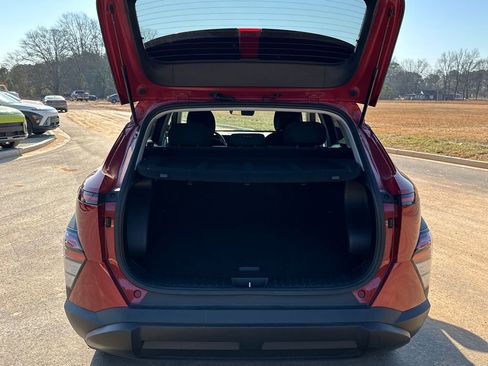 Certified 2025 Hyundai Kona SEL image 18