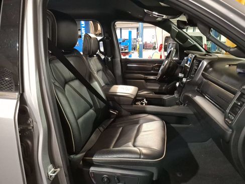 Used 2022 RAM 1500 Limited AWD/4WD image 17