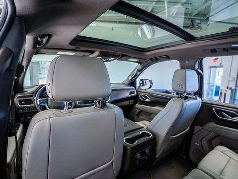 Used 2021 Chevrolet Tahoe Z71 w/ Luxury Package image 55