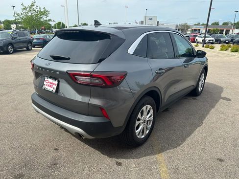 Used 2023 Ford Escape Active w/ Cold Weather Package FWD image 5