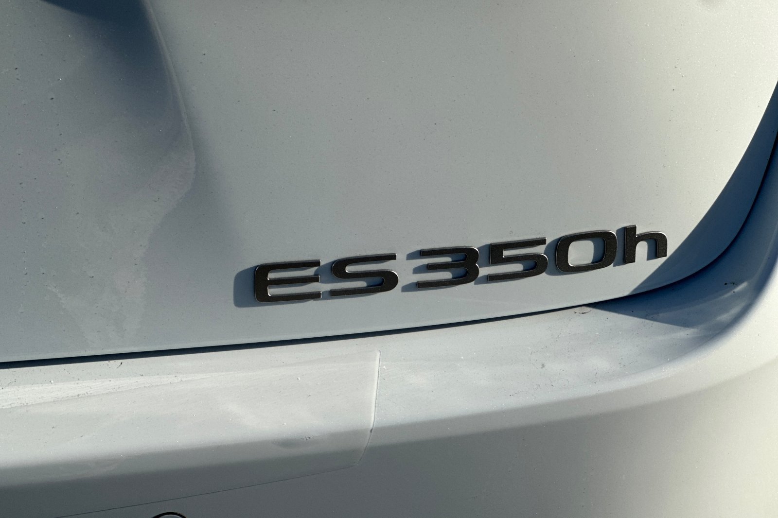 New 2026 Lexus ES 350h w/ Cold Area Package FWD image 21