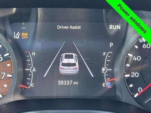 Used 2023 Jeep Compass Latitude image 21