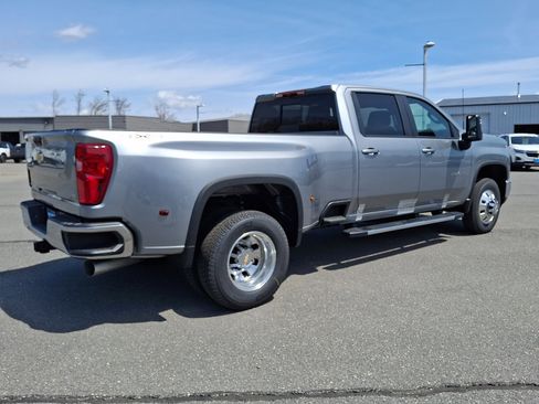 New 2026 Chevrolet Silverado 3500 LT w/ All Star Edition AWD/4WD image 4