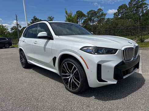 New 2026 BMW X5 xDrive40i w/ M Sport Package image 2