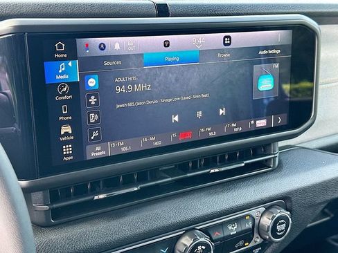 Used 2024 Jeep Wrangler Sport S image 14