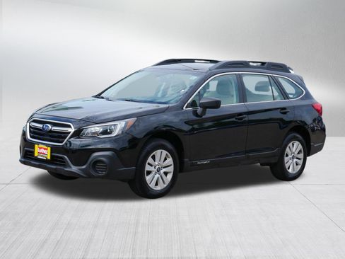 Used 2019 Subaru Outback 2.5i AWD/4WD image 3