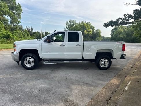 Used 2018 Chevrolet Silverado 2500 W/T w/ WT Convenience Package AWD/4WD image 4