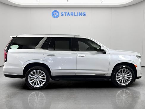 Used 2022 Cadillac Escalade Luxury image 11