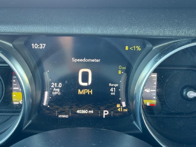 Used 2022 Jeep Wrangler Unlimited Sahara w/ Safety Group AWD/4WD image 27