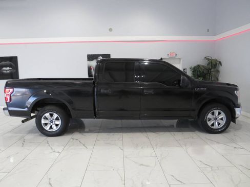 Used 2019 Ford F150 XLT w/ Trailer Tow Package RWD image 3