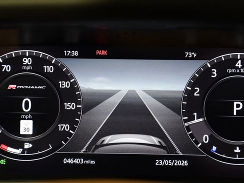 Used 2019 Land Rover Range Rover Velar R-Dynamic SE AWD/4WD image 24