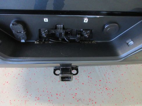 Used 2019 Chevrolet Silverado 1500 RST image 16