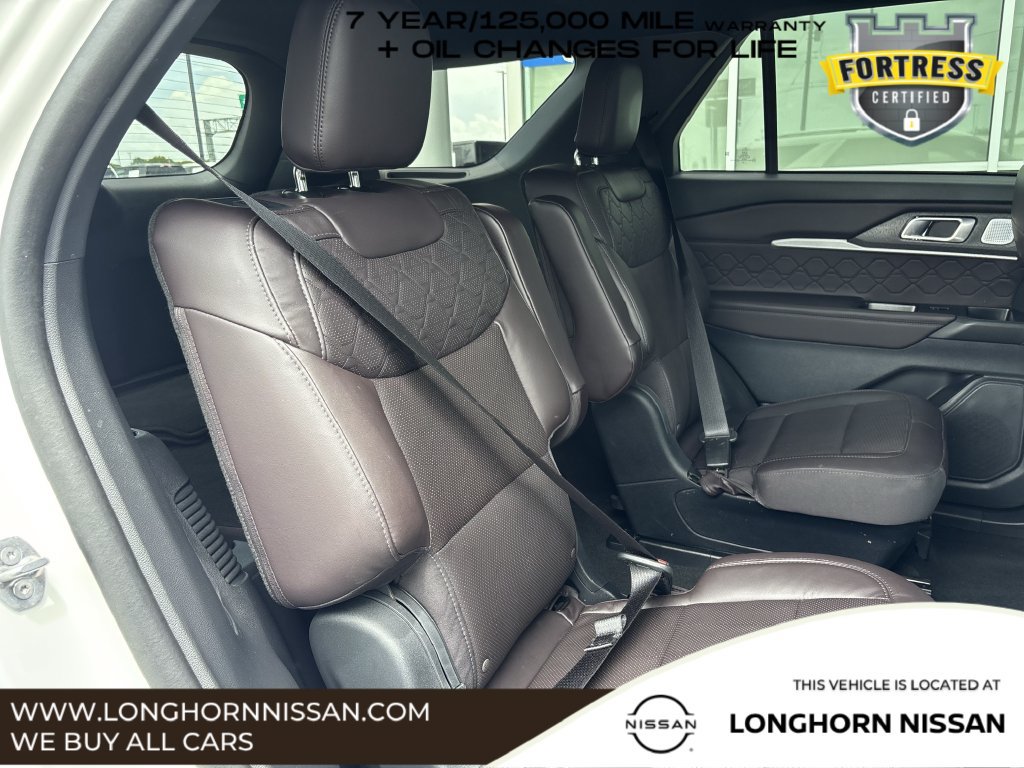 Used 2025 Ford Explorer Platinum w/ Ultimate Package RWD image 26
