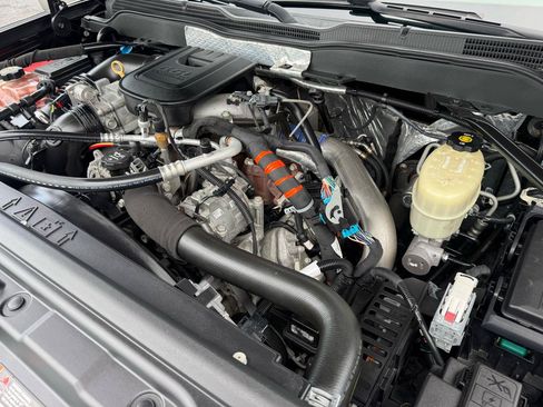 Used 2015 Chevrolet Silverado 2500 High Country w/ Duramax Plus Package AWD/4WD image 35