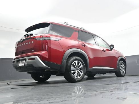 Used 2023 Nissan Pathfinder SL FWD image 34