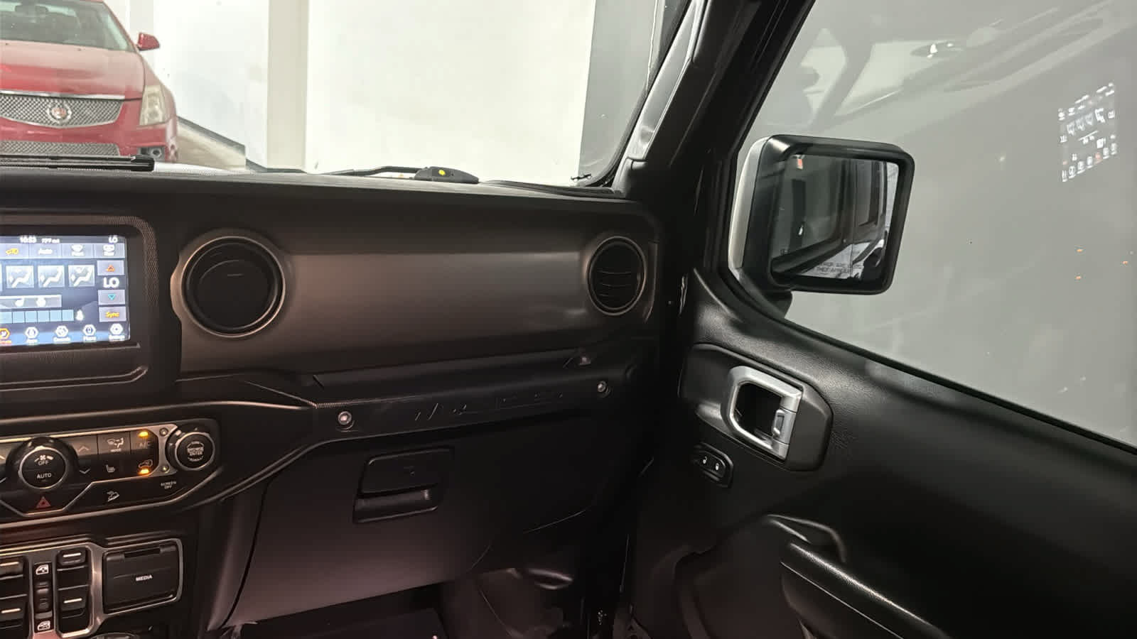 Used 2020 Jeep Wrangler Unlimited Sport AWD/4WD image 27