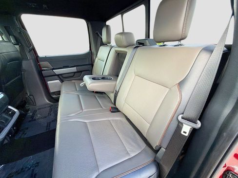 Used 2024 Ford F150 Lariat w/ Tow/Haul Package AWD/4WD image 16