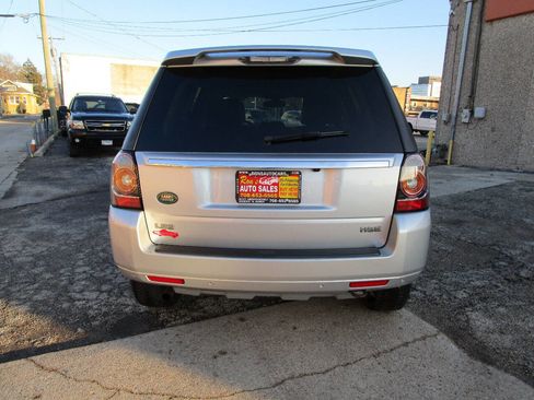 Used 2013 Land Rover LR2 HSE w/ HSE Pkg image 4
