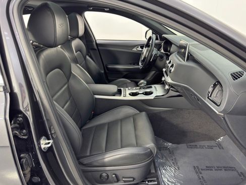 Used 2020 Kia Stinger GT2 image 15