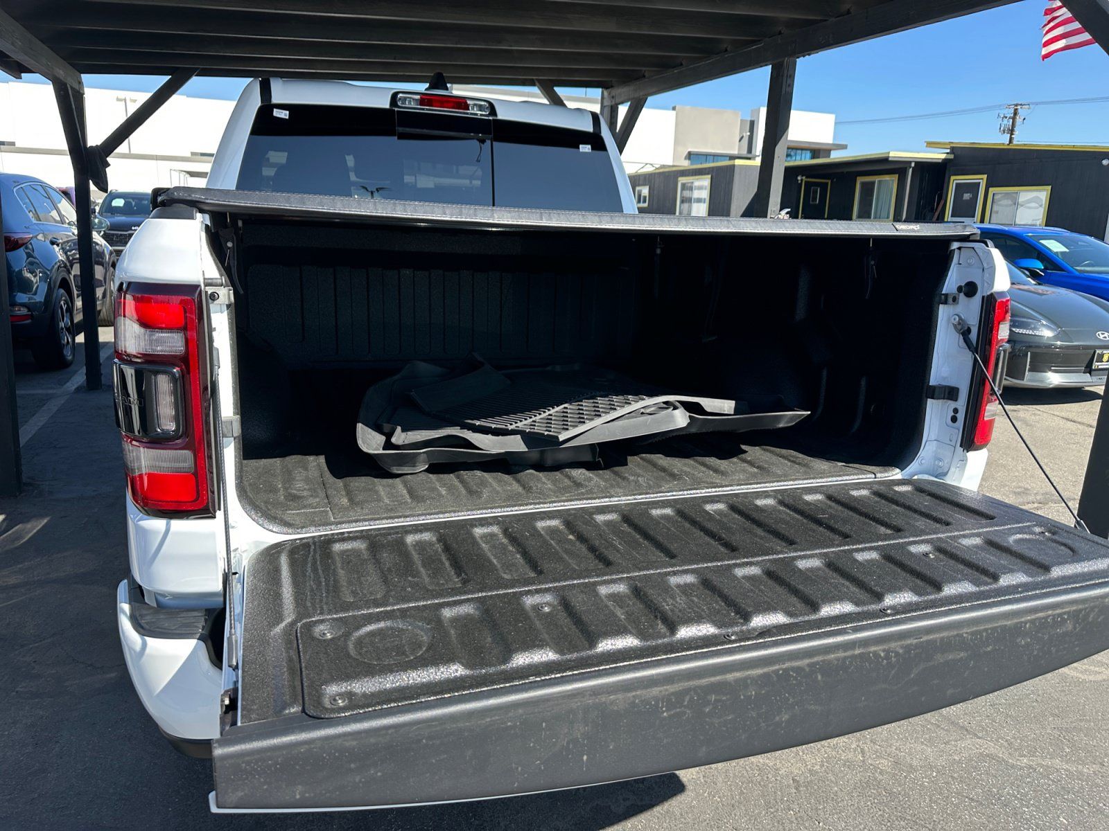 Used 2023 RAM 1500 Laramie RWD image 27